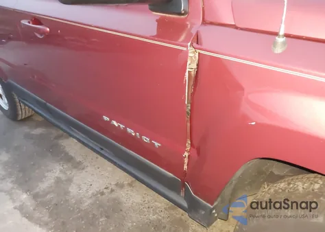 2015 Jeep Patriot Sport из США, поврежденный, VIN 1C4NJPBB6FD329734